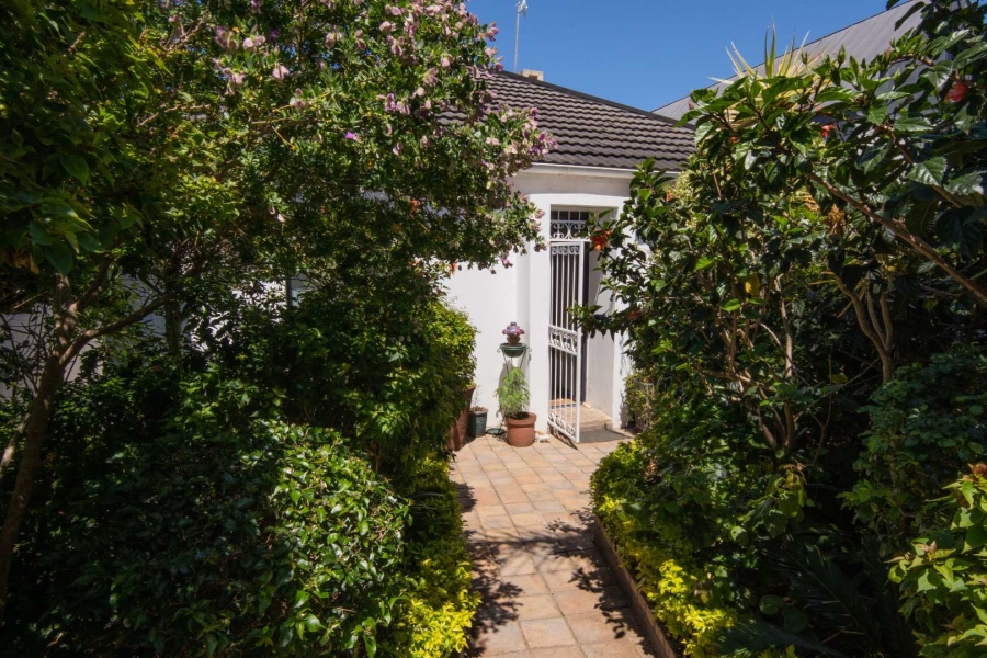 6 Bedroom Property for Sale in Port Elizabeth Central Eastern Cape